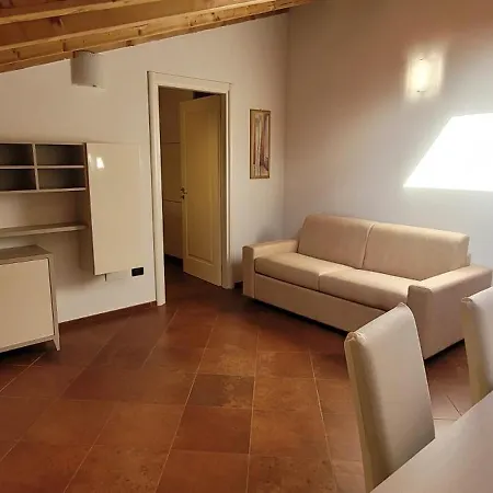 Relax A Due Passi Dal Castello Estense